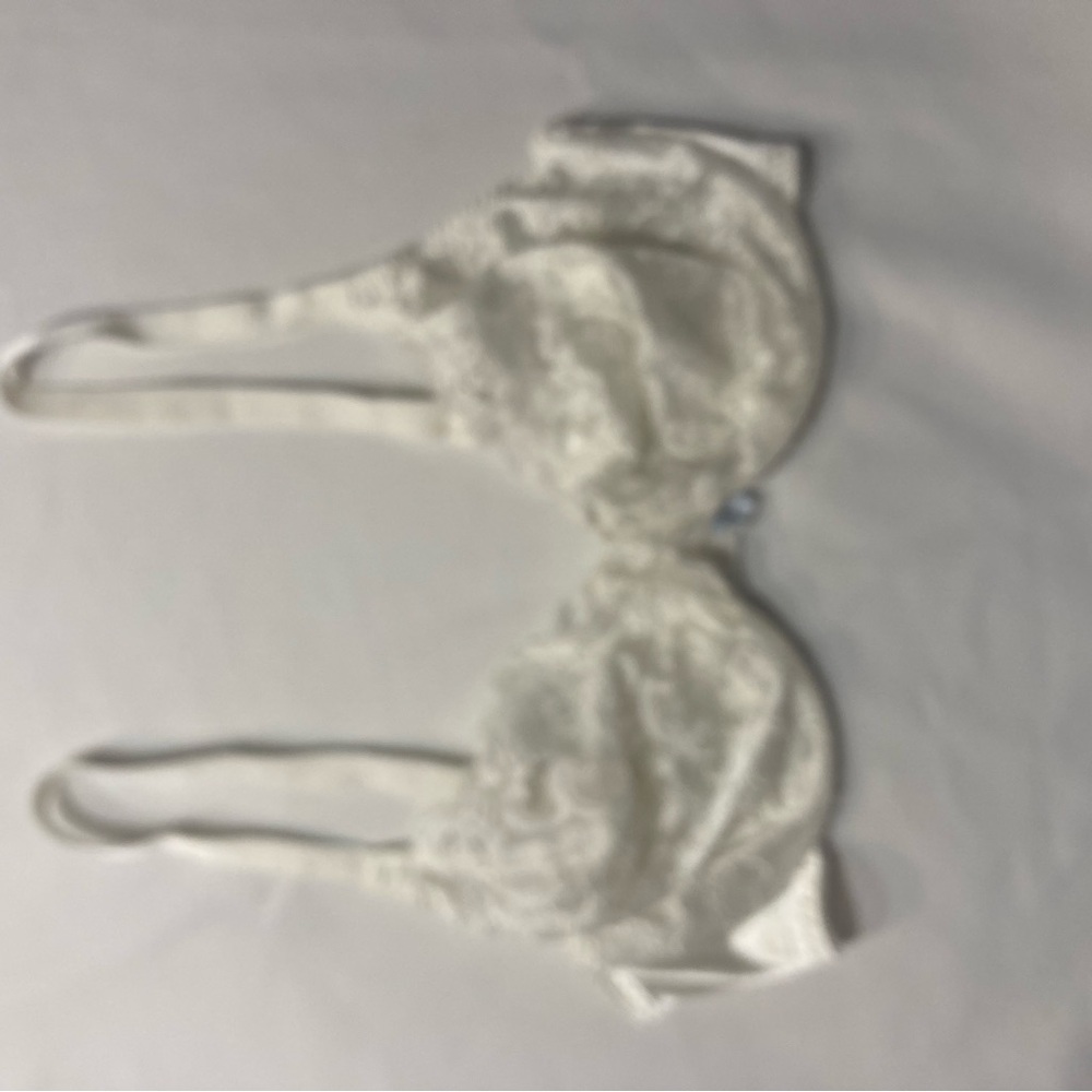 Olga White Lace Full-Coverage Bra